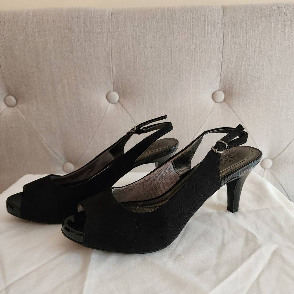 Life Stride Open Toe Sling back Heels Fabric Shoes Black Size 8M